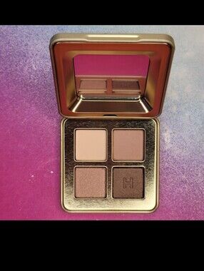 Hourglass Curator Eyeshadow Palette Realist